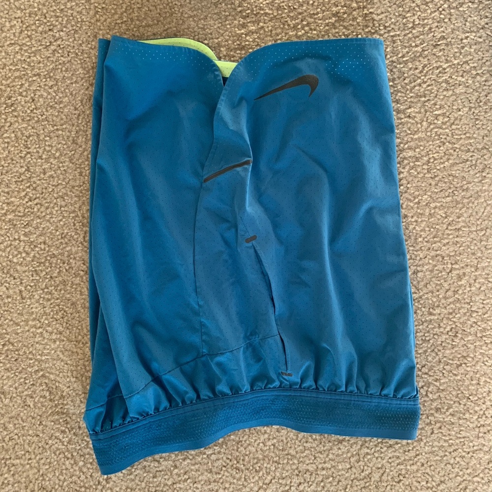 Nike 7” shorts